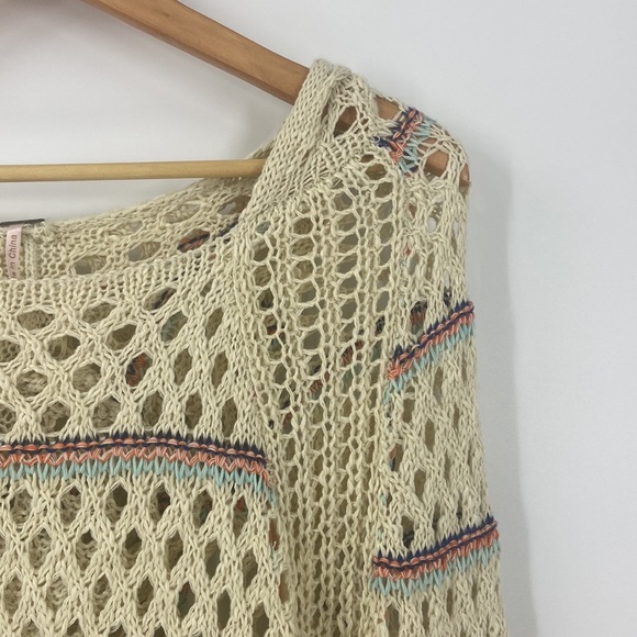 Boho fisherman’s open weave lace long cream tunic with hood and fringe - Picture 7 of 16